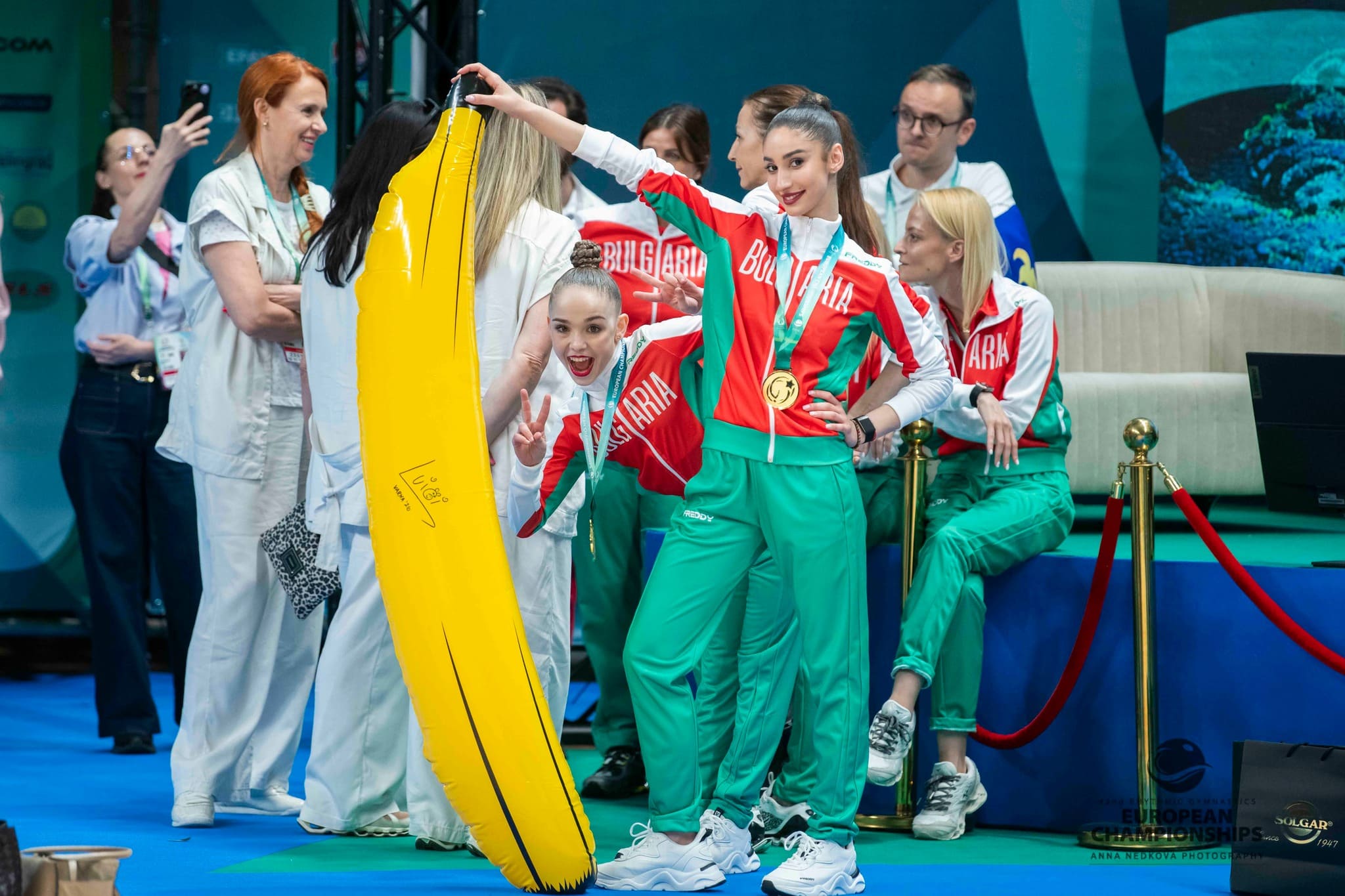 Эмоции команды Болгарии на чемпионате Европы по художественной гимнастике